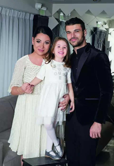 Oana Roman, despre relația cu Marius Elisei după divorț: ”Suntem o familie, chiar dacă nu mai suntem căsătoriți”