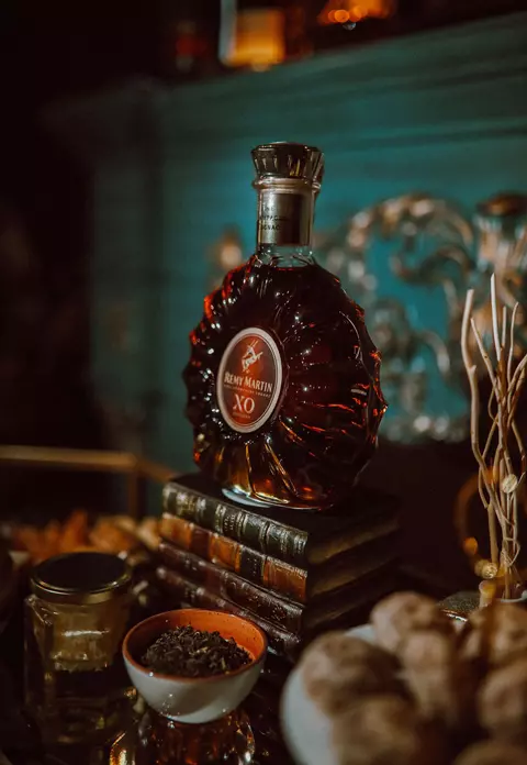 (P) Rémy Martin & Casa Timiş: Team Up for Excellence!