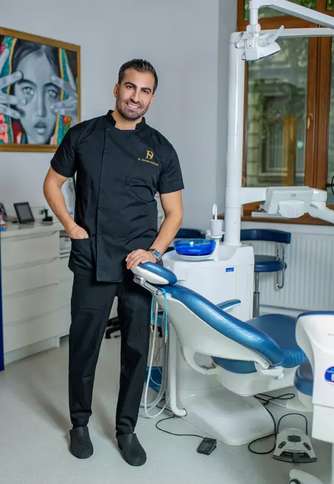 APARATUL DENTAR VERSUS FAŢETELE DENTARE. CE ŢI SE POTRIVEŞTE?