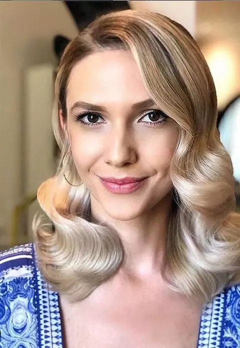 Câte sarmale mănâncă Adela Popescu la o masă, de Crăciun: "Încep cu cinci, că îmi e rușine"