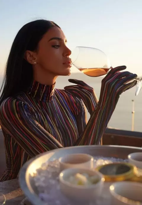 Adelina Pestrițu, criticată dur din cauza unui video despre bunele maniere la restaurant. Cum se apără vedeta: "Este o economie inutilă"