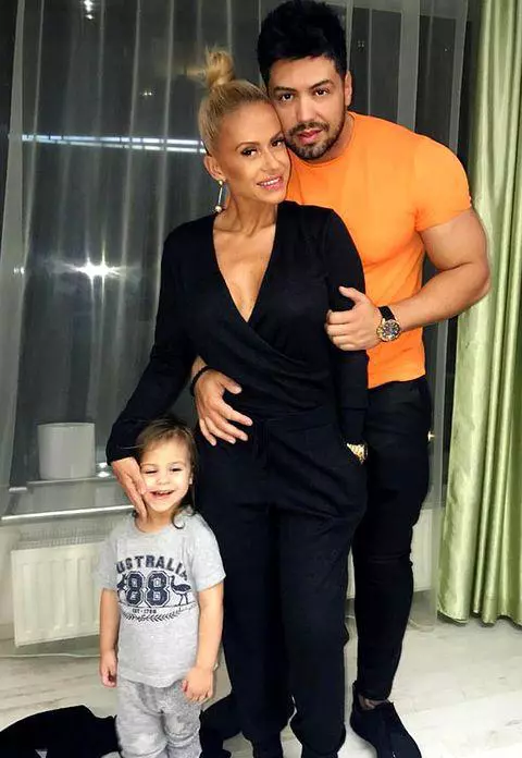 anda adam si fostul sot