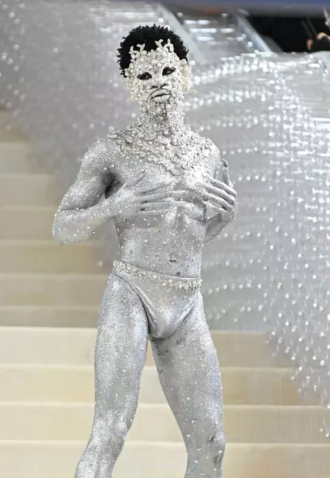 Lil Nas X, apariție socantă la Met GALA.Artistul vine la București la SAGA Festival pe 23 iunie