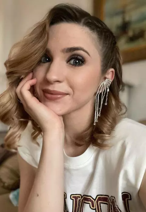 Ce dietă ține Cristina Ciobănașu și la ce alimente a renunțat: "Am făcut un colăcel la burtică și celulită"
