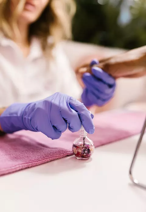 Îngrijirea unghiilor: Cum să obții o manichiură ca la salon acasă cu produsele Callipso