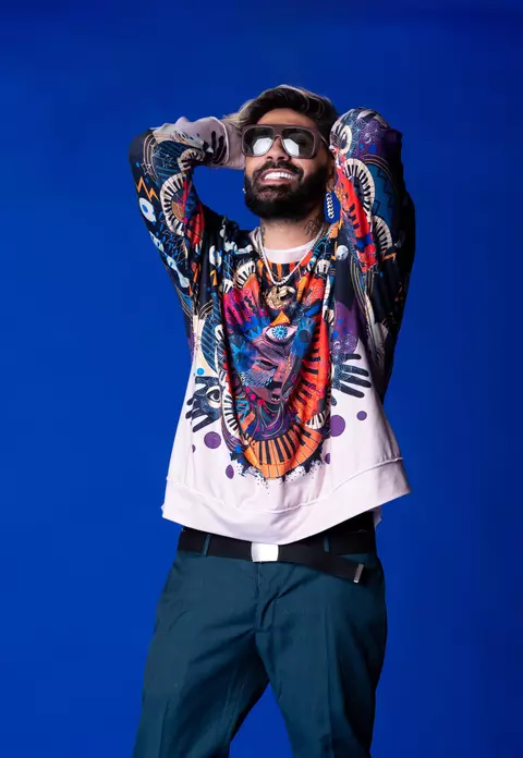 Connect-R, primul artist confirmat în duelul muzical al anului, Red Bull SoundClash