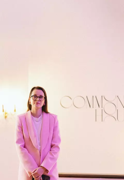 Romina Banu, fondatoarea Common House: „Am vrut să creez un loc care reunește o comunitate. Realitatea antreprenorului creativ este cea în care jonglează zilnic cu mai multe roluri”