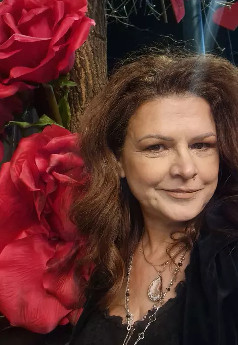 Maria Buză, despre relația cu fiul ei, Andrei Pătrașcu: „Este stâlpul casei. Acum s-au schimbat rolurile, parcă el ne dirijează, el are grijă de noi” / EXCLUSIV