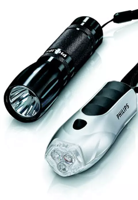 Lanternele Philips: intensitate optima a luminii si durata lunga de viata