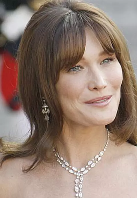 Carla Bruni-Sarkozy - In campania anti-SIDA ”Born HIV Free”