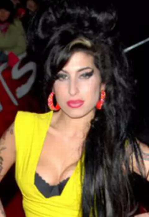 Amy Winehouse are un nou iubit