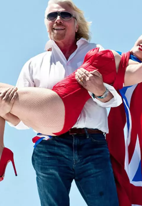 Dito von Teese in bratele lui Sir Richard Branson
