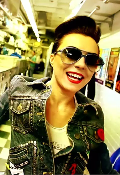 Wanda a filmat primul ei videoclip la Londra -VIDEO