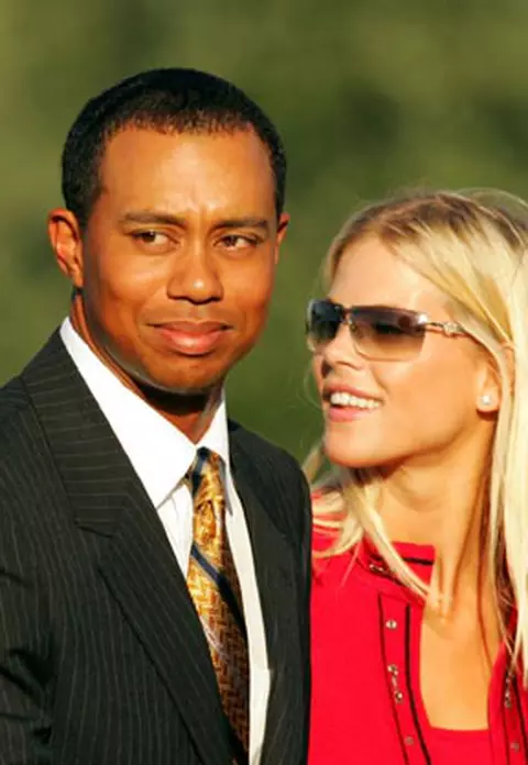 Tiger Woods a divortat. Sotia va primi cel putin 100 de milioane de dolari