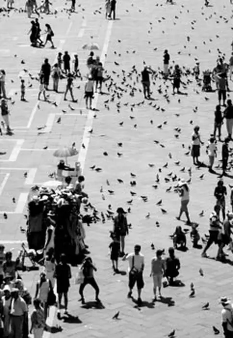 Expozitie de fotografie - De la Milano la Cafepedia