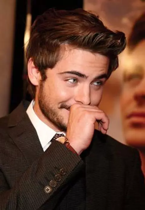 Zac Efron cucereste Europa - VIDEO