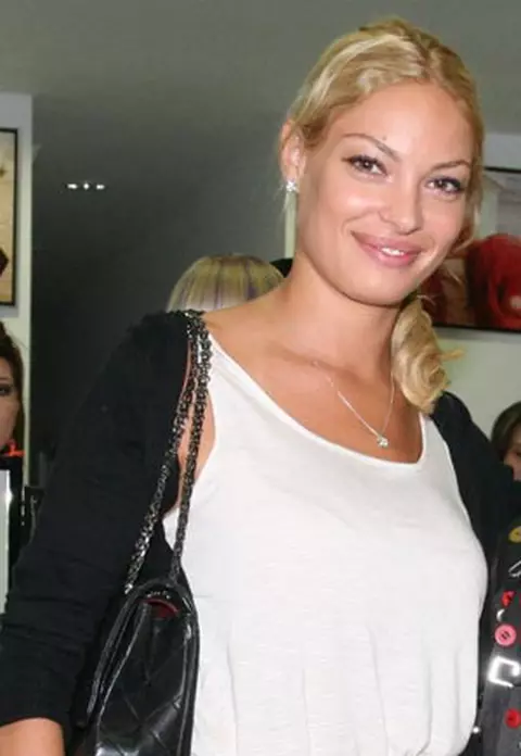 Valentina Pelinel stie secretul frumusetii