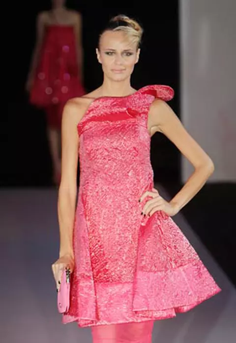 Colectia Emporio Armani primavara-vara 2011 - Show-ul de la Milano