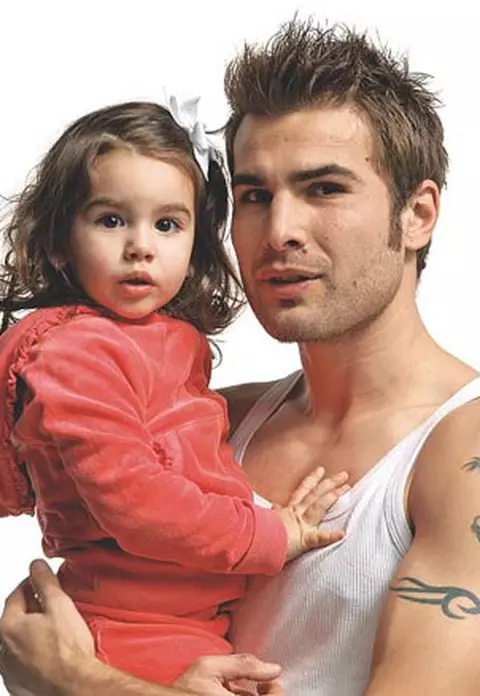 Adrian Mutu va fi tata pentru a patra oara