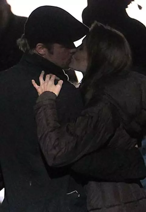 Brad Pitt si Angelina Jolie - Saruturi la Budapesta