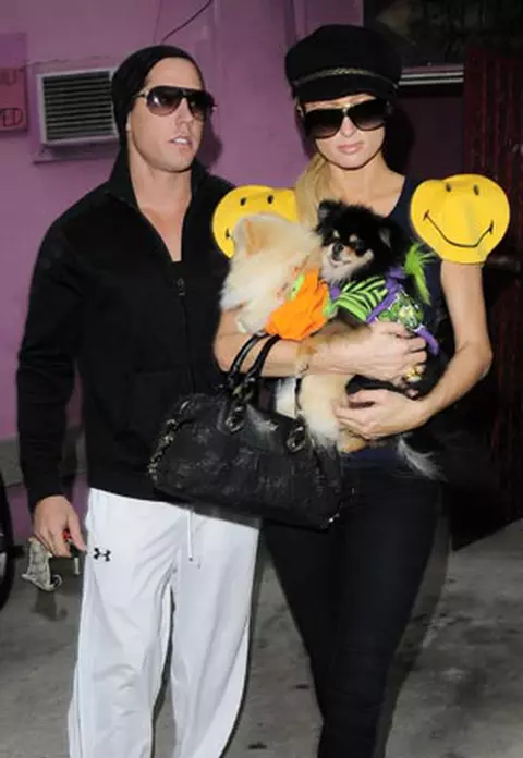 Fotografia zilei: Paris Hilton, pregatita de Halloween