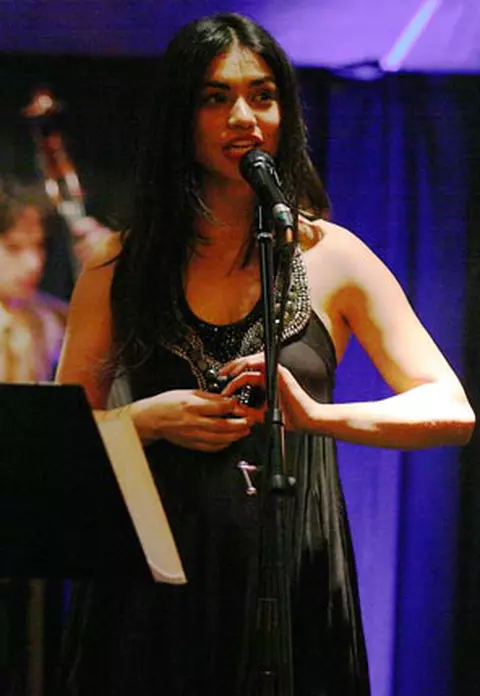 Actrita Aylin Cadir a cantat jazz la Palatul Ghika