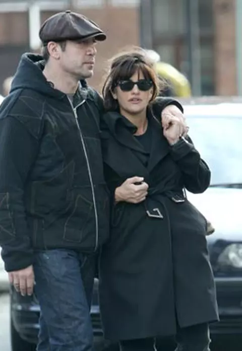 Imagini din Londra cu Penelope Cruz insarcinata