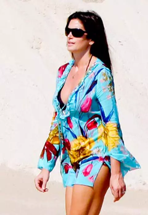 Cindy Crawford - Vacanta in Mexic