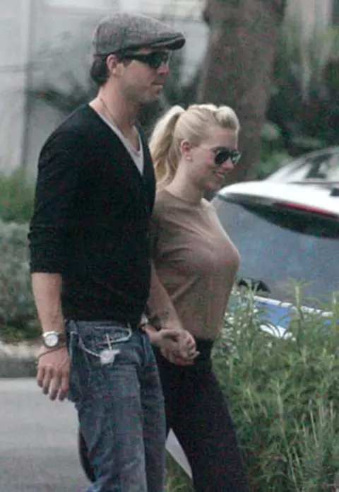 Scarlett Johansson si Ryan Reynolds divorteaza