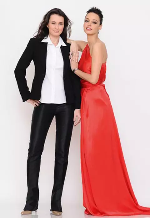 Andreea si Roxana - Codul bunelor tinute