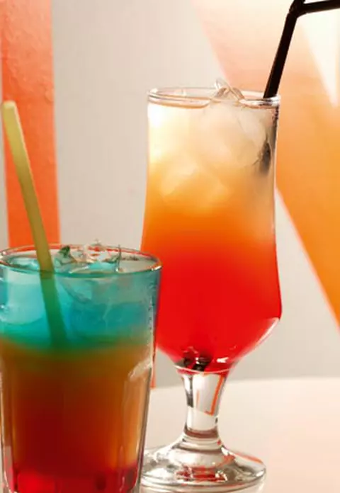 Letters Bar: Drinks&Lounge