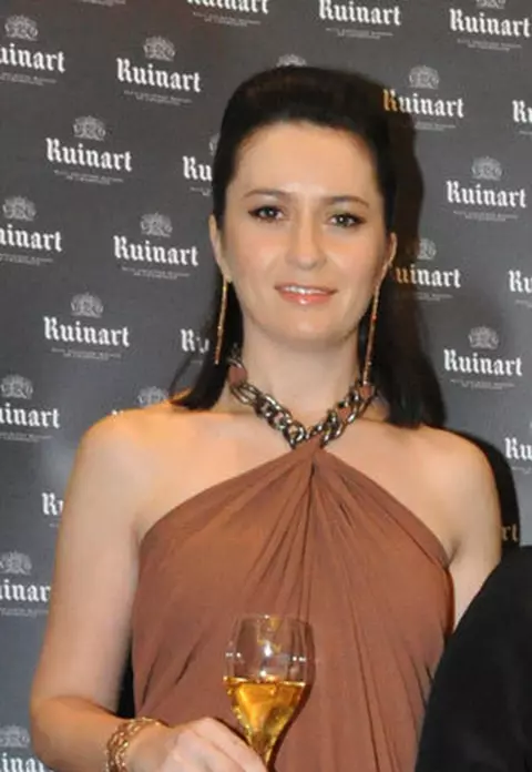 Amalia Nastase - Rafinament frantuzesc la superlativ