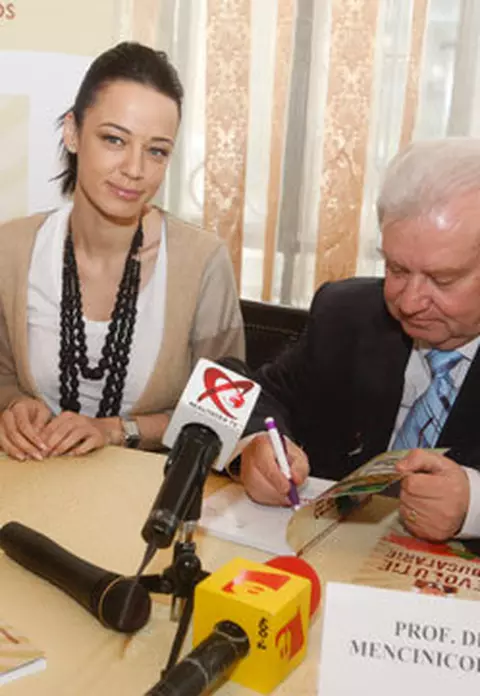 Andreea Raicu invata sa gateasca sanatos
