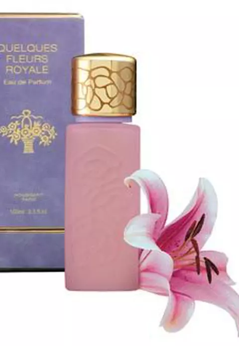 Quelques Fleurs Royal un parfum de regina