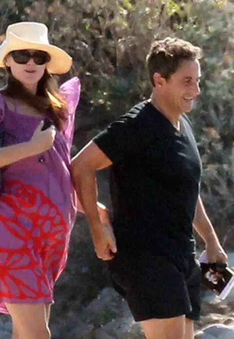 Vedete in acest weekend: Carla Bruni si Nicolas Sarkozy, Gwyneth Paltrow