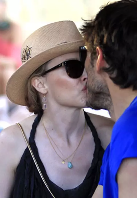 Kylie Minogue - In vacanta cu iubitul in Ibiza