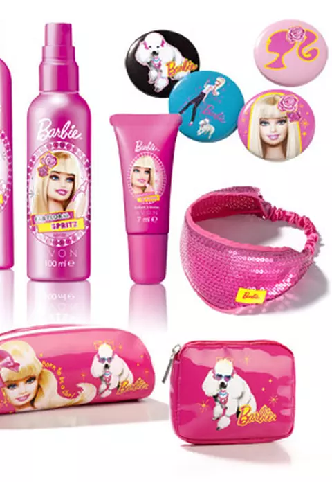 Noua gama Barbie de la Avon pentru fetite
