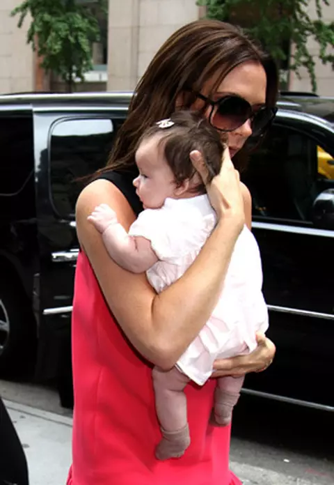 Victoria Beckham - Cu fetita la shopping in NY