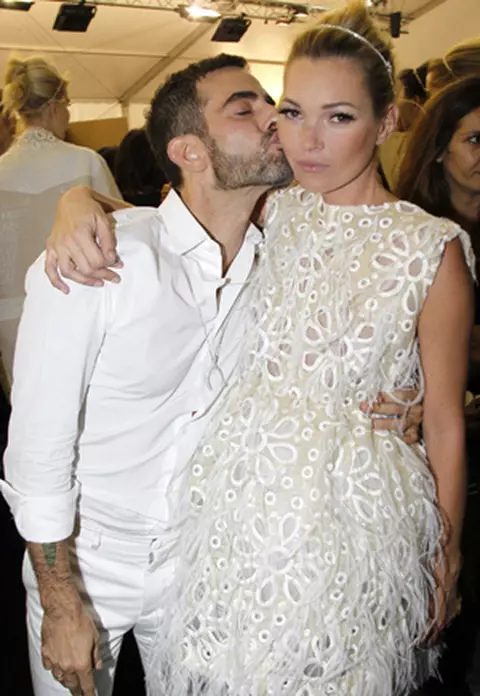 Kate Moss, Uma Thurman si Nicole Richie la show-ul Louis Vuitton