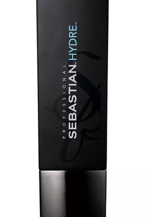 Hidratare maxima cu samponul HydreShampoo de la Sebastian
