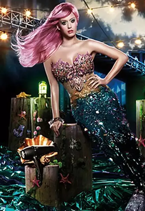 Sirenele publicitatii: Katy Perry, Natalie Portman, Geri Halliwell, Flavia Oliveira