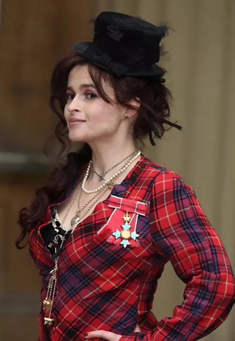 Helena Bonham Carter a devenit Comandor al Ordinului Imperiului Britanic: FOTO
