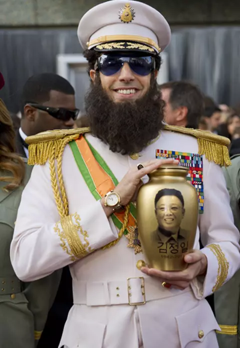 Momente amuzante la Gala Premiilor Oscar: Sacha Baron Cohen, Miley Cyrus, Bret McKenzie