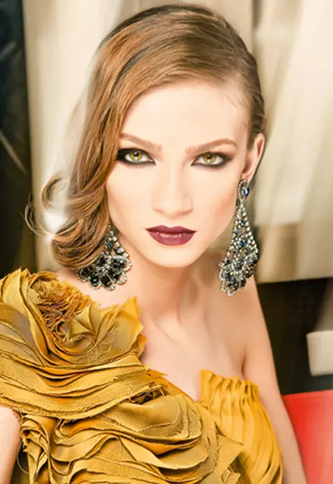 Moda VIVA!: Madalina Draghici - FACE off