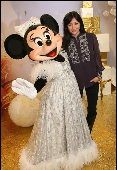 Vedetelor le place la Disneyland: Shannen Doherty, Adrien Brody, Penelope Cruz