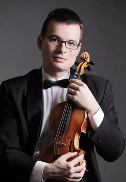 Alexandru Tomescu porneste in turneul Stradivarius Obsesii