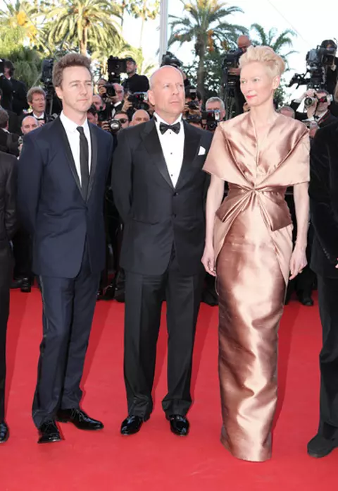 Vedete pe covorul rosu la cea de 65-a editie a Festivalului de la Cannes