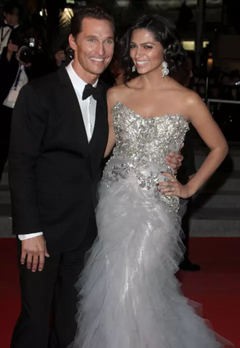 Matthew McConaughey s-a casatorit cu modelul Camila Alves