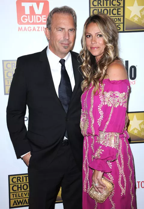 Vedete pe covorul rosu la Critics Choice Television Awards 2012