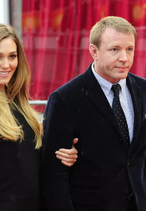 Guy Ritchie, tata pentru a patra oara